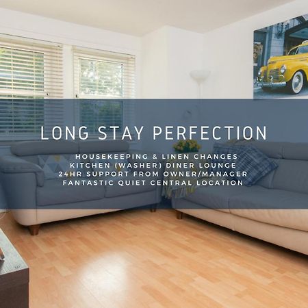 Dwellcome Home Ltd 2 Bedroom King & Double Central Apartment, Free Allocated Barrier Secured Parking Space At Rear Entrance & Fast Wifi, Ideal For Long Term Contractor, Corporate, Etc Stays, Regular Housekeeping Option - See Our Site For Assurance Aberdeen Esterno foto